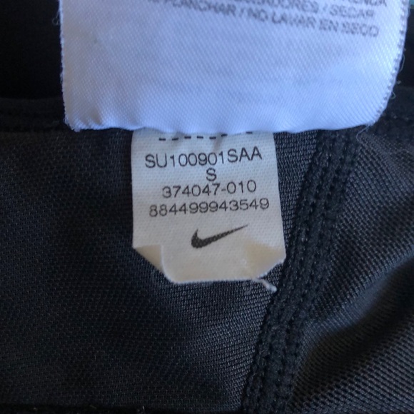 Nike Sports Bra - Picture 7 of 8